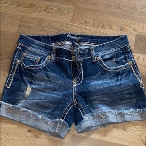 Amethyst jean shorts